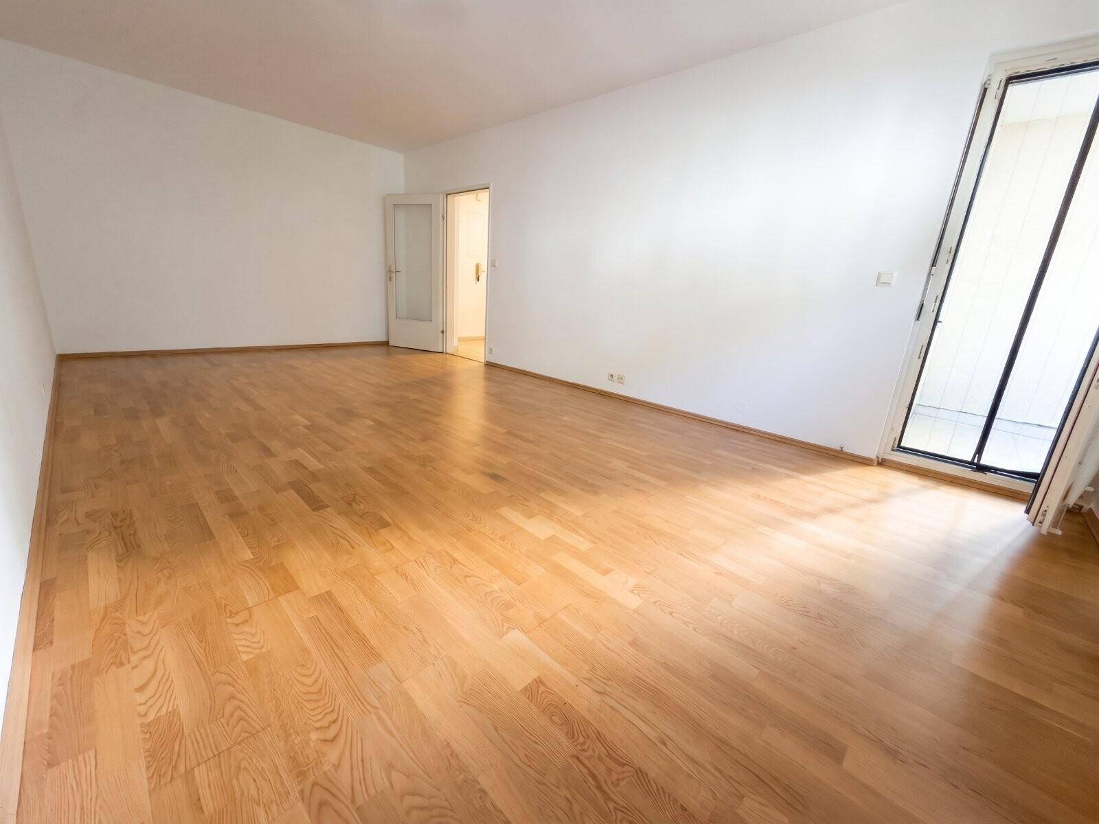 Apartament me 3 dhoma, 77 m²