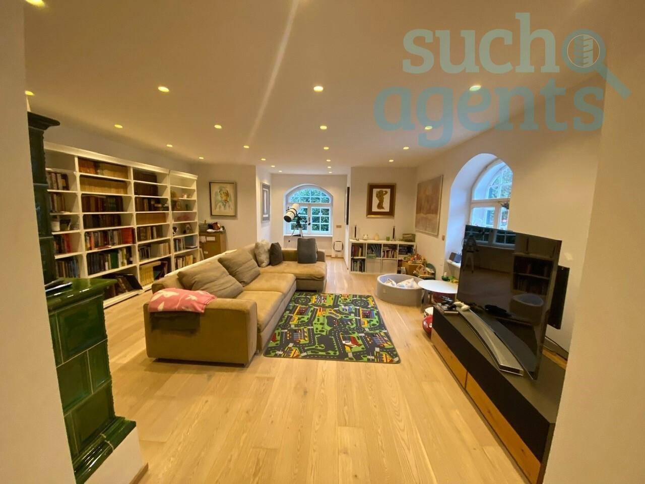 Exklusive Luxusvilla mit Reitanlage – 2,4 HA Traumgrundstück – pohled 2