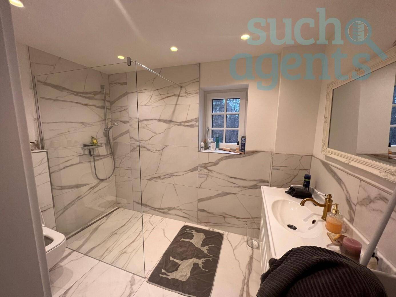 Exklusive Luxusvilla mit Reitanlage – 2,4 HA Traumgrundstück – pohled 4