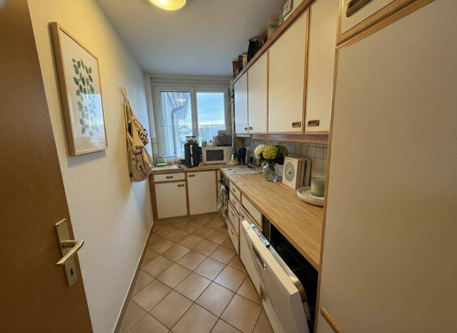 3 Zimmer Wohnung mit Loggia &amp; Tiefgarage in Bregenz - Ansicht 6