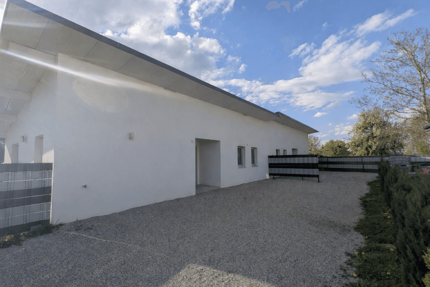 Bungalow Doppelhaushälfte mit 4 Schlafzimmern – pohled 2