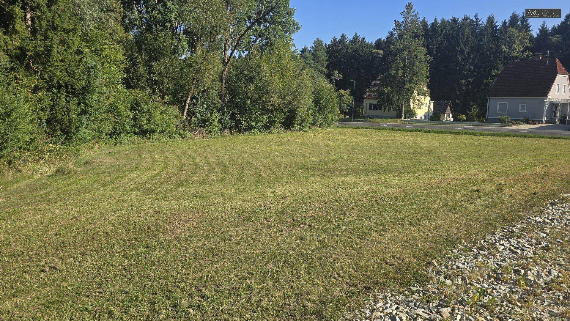 Exklusives, ebenes Baugrundstück mit ca. 1.375 m² – Raum für Visionen und Lebensqualität – pohled 3