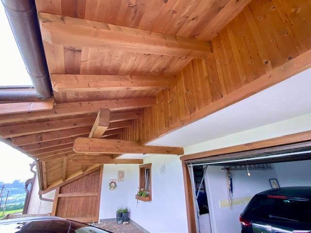 Garage und Dach