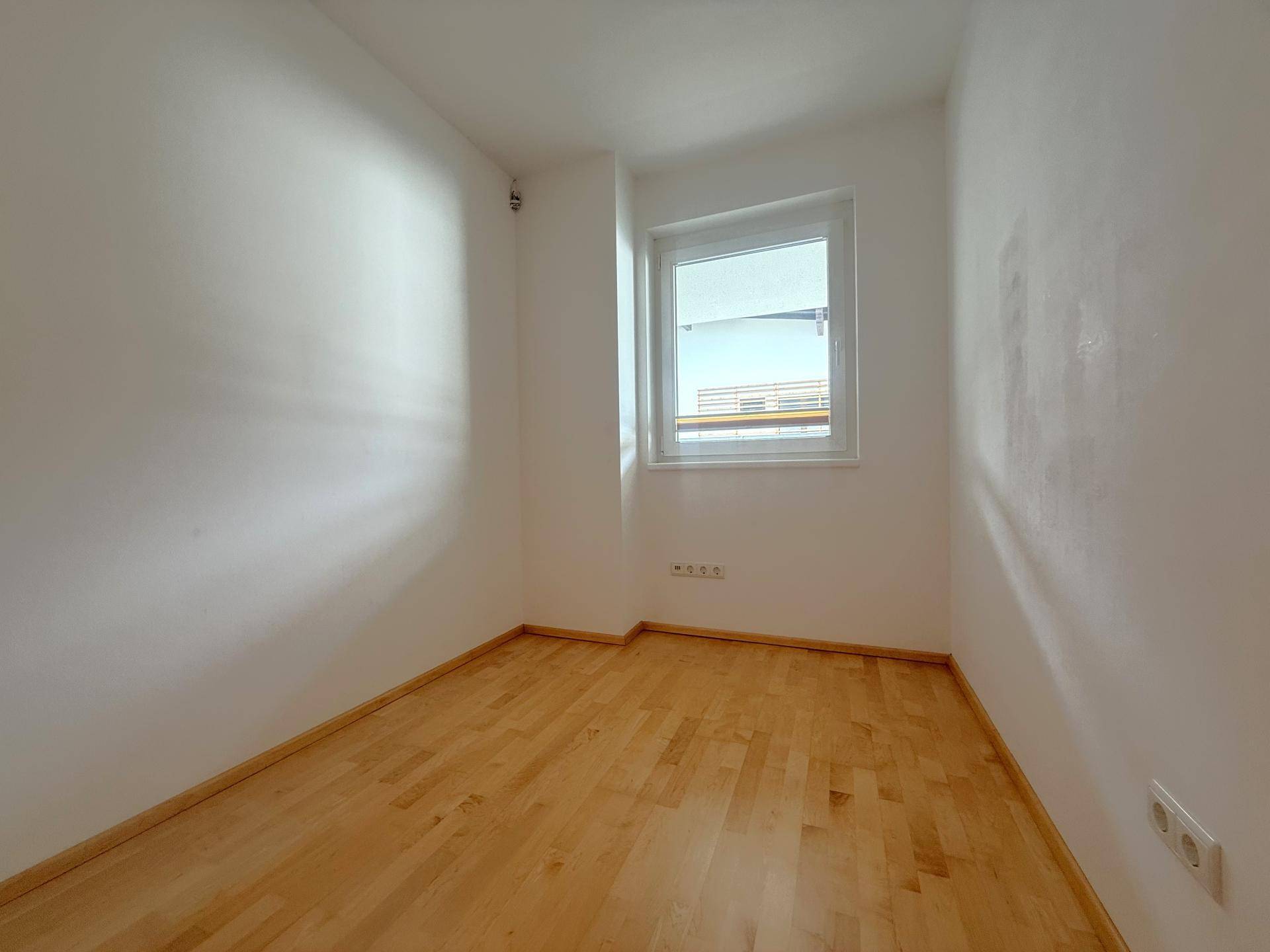 Zimmer / Büro