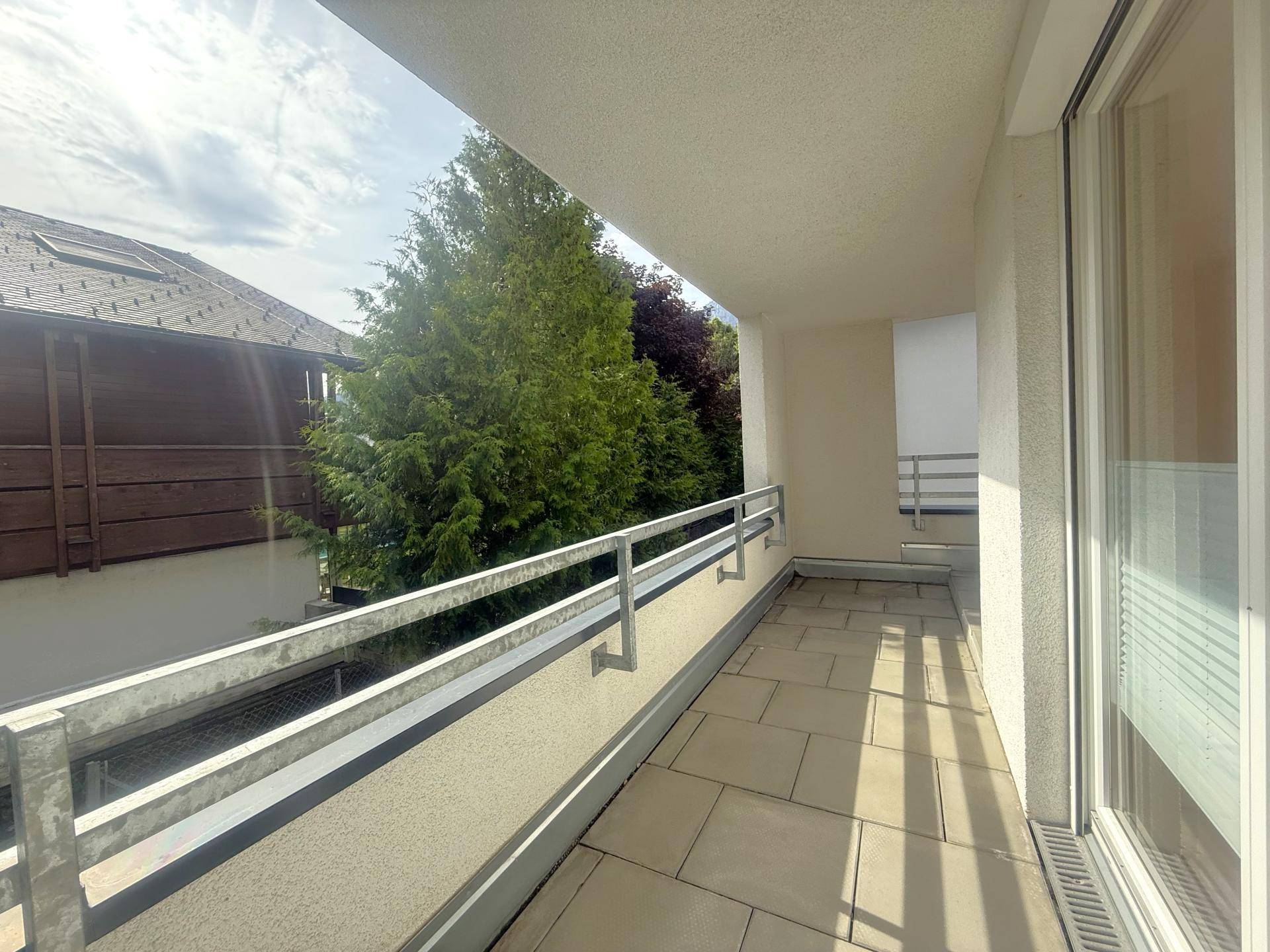 Ostterrasse