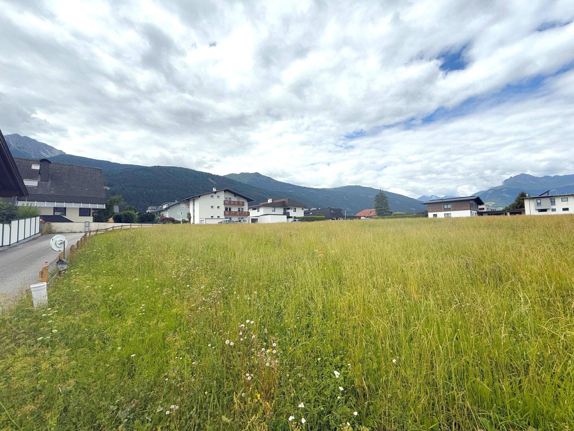 Grundstück & Umgebung