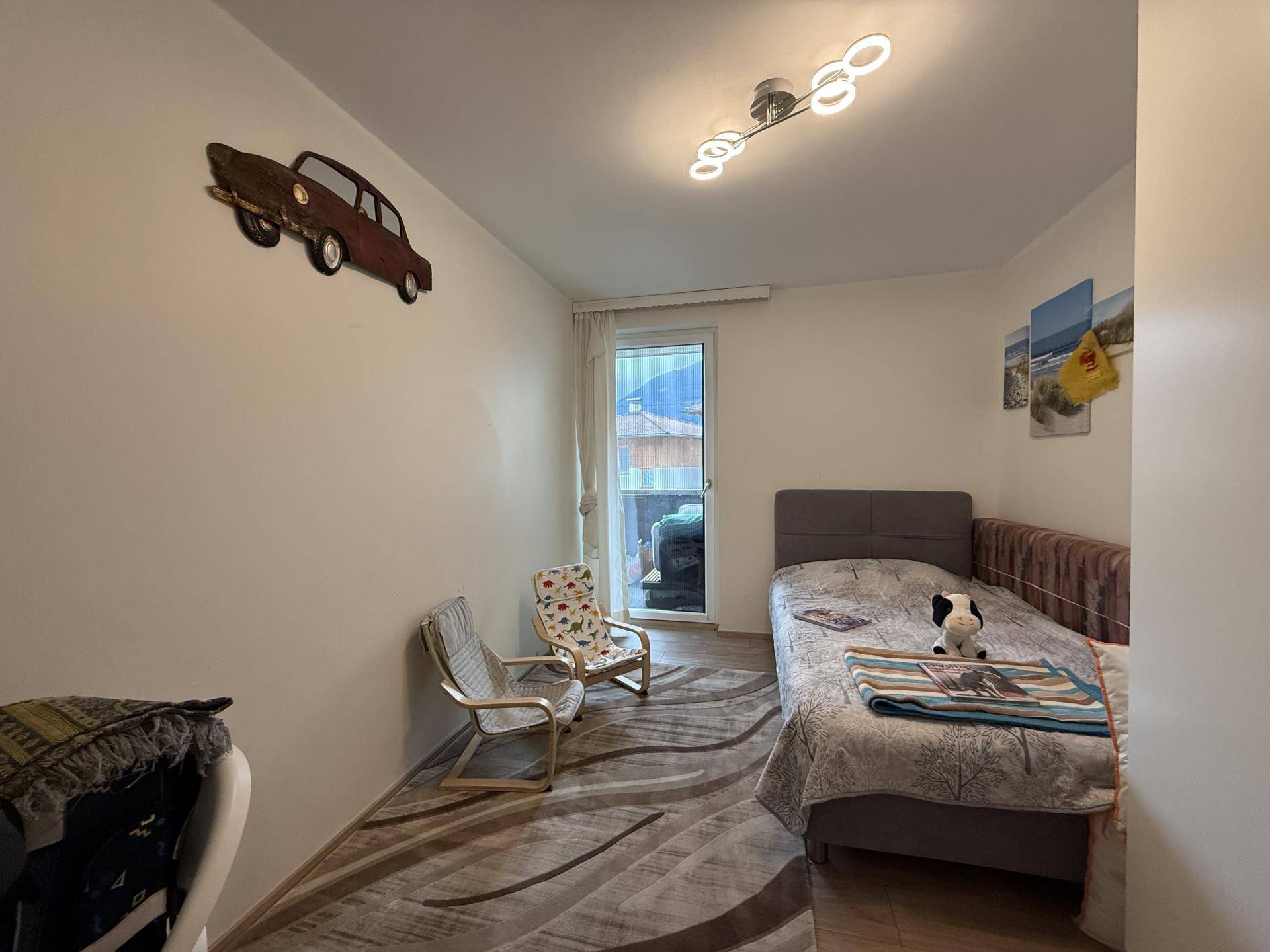 Schlafzimmer 1