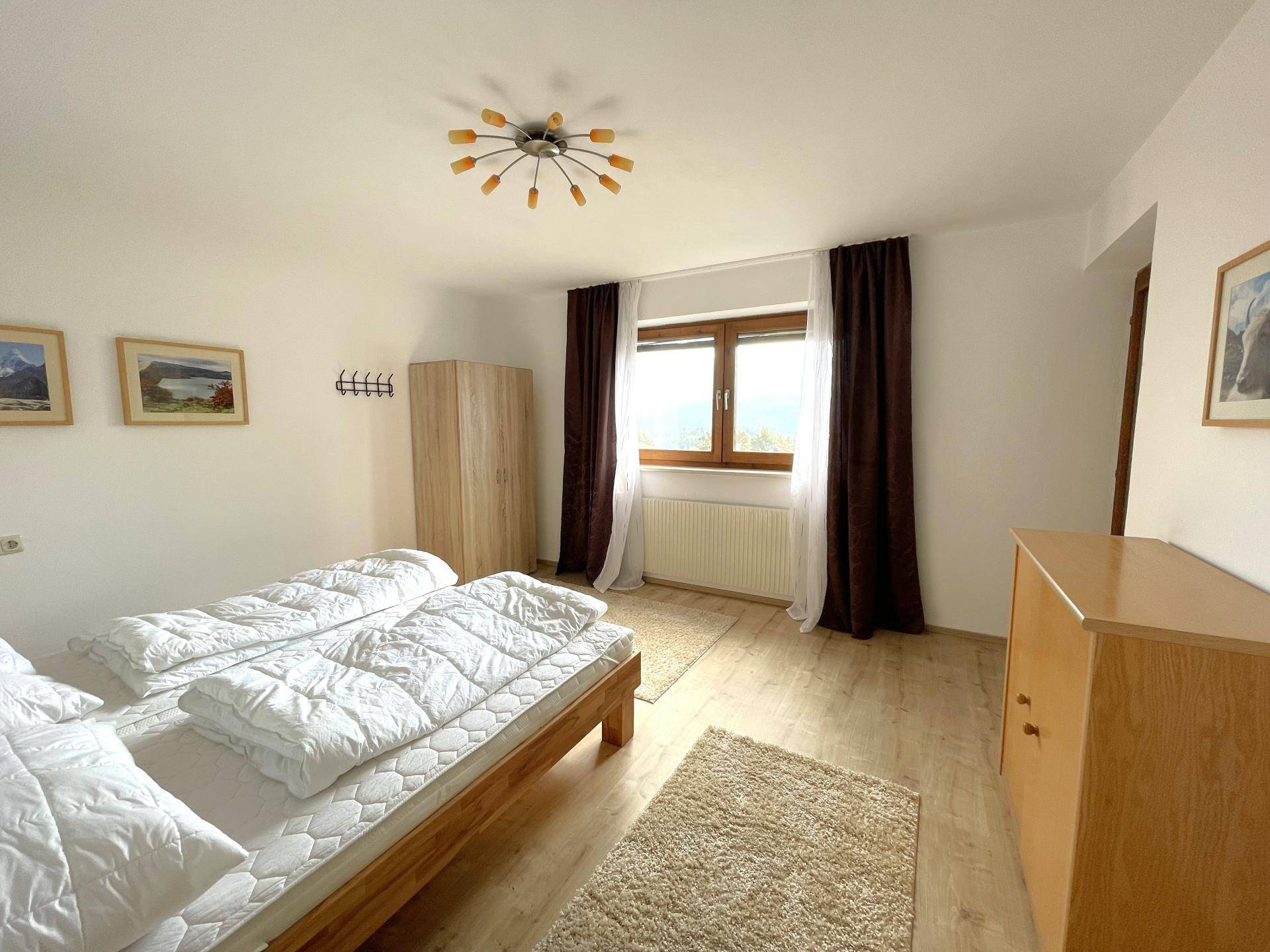 Schlafzimmer (5-Zimmer Wohnung / Top 1)