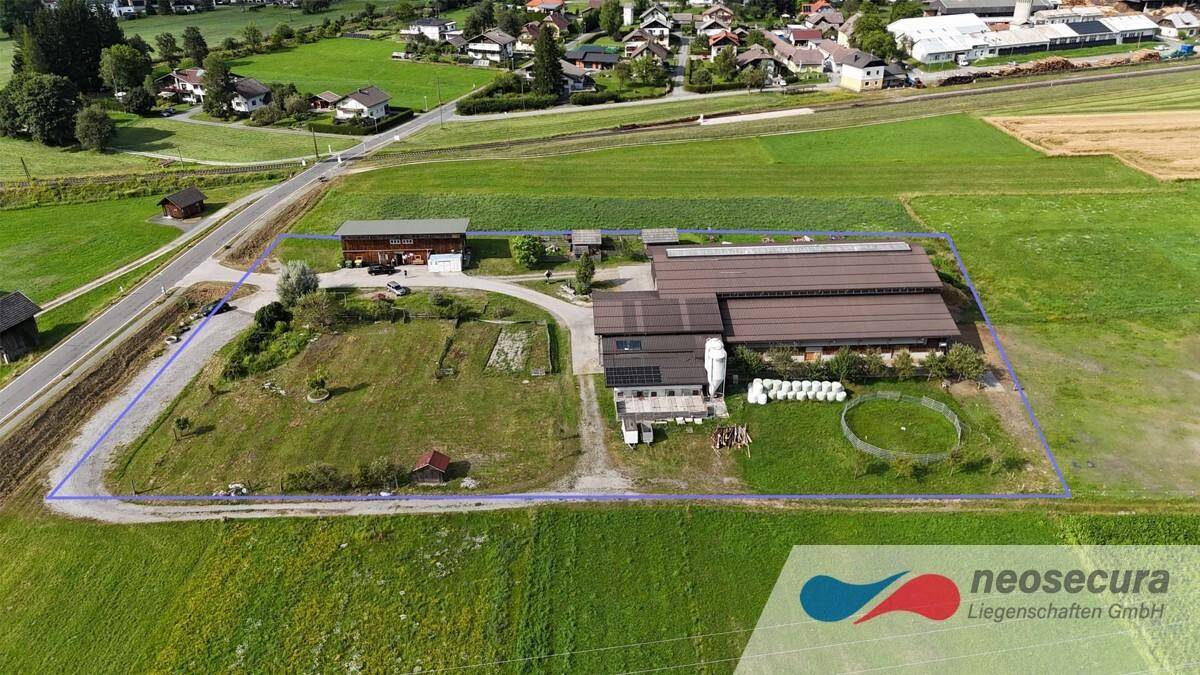 Bauernhof Gailtal Drohnenaufnahme 01