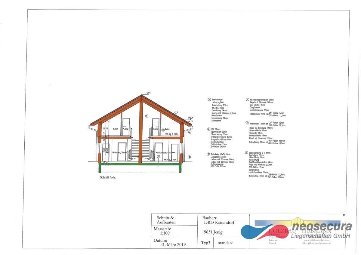 Architektonischer Schnitt durch das Gebäude, der die Holzkonstruktion und Dachform darstellt.
