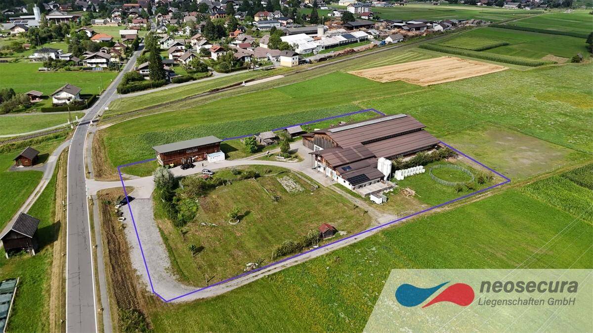 Bauernhof Gailtal Drohnenaufnahme 02