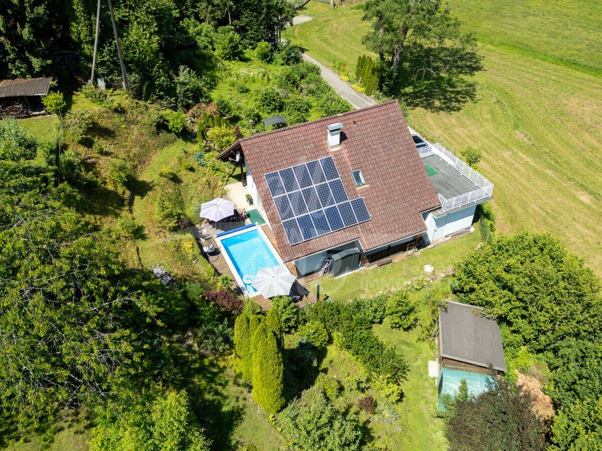 Ruhelage-Großzügiges Einfamilienhaus mit Pool - Ansicht 2