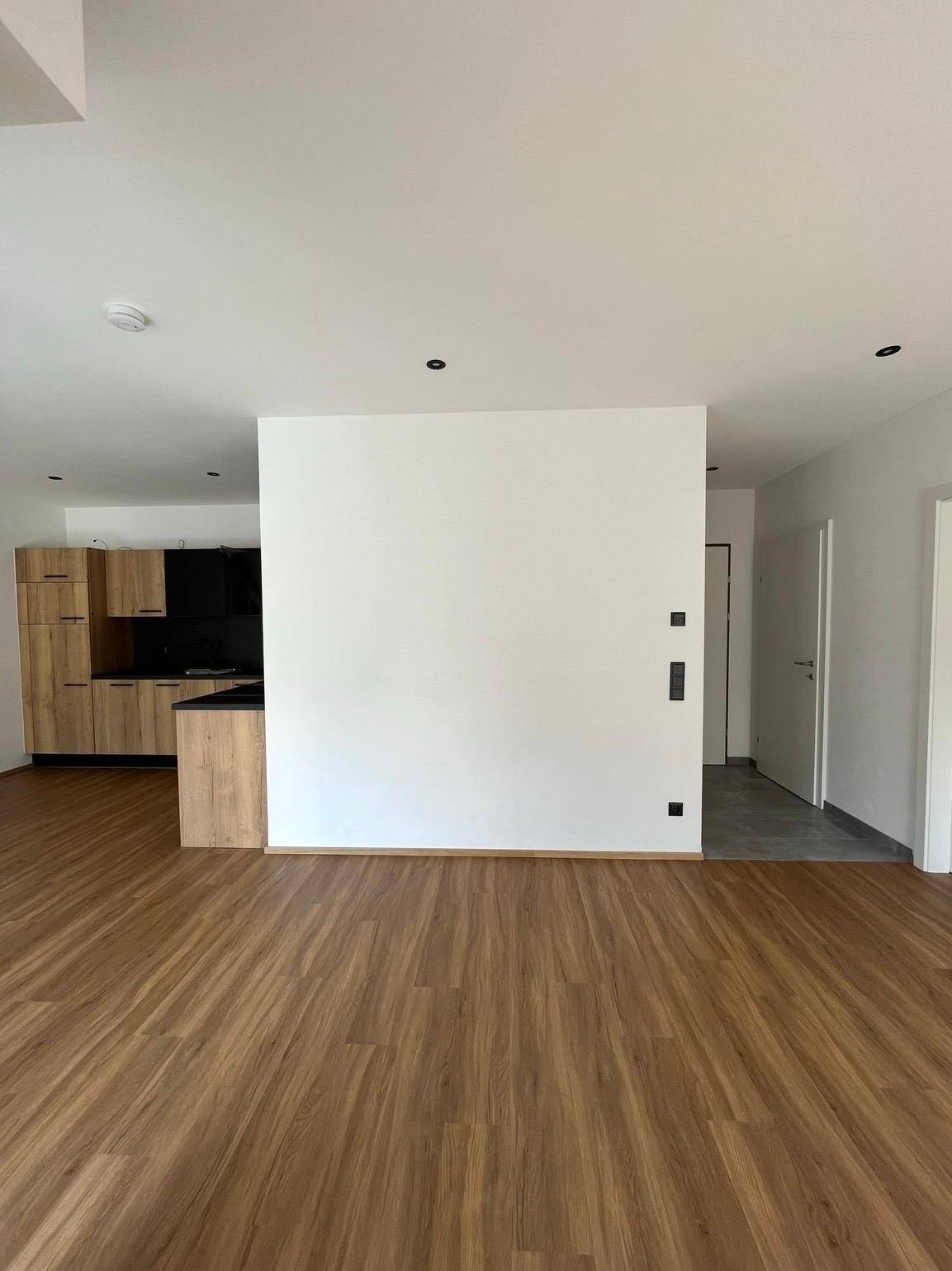 Sehr schöne und neuwertige Wohnung mitten im Zentrum von St. Johann im Pongau zu vermieten - Ansicht 3