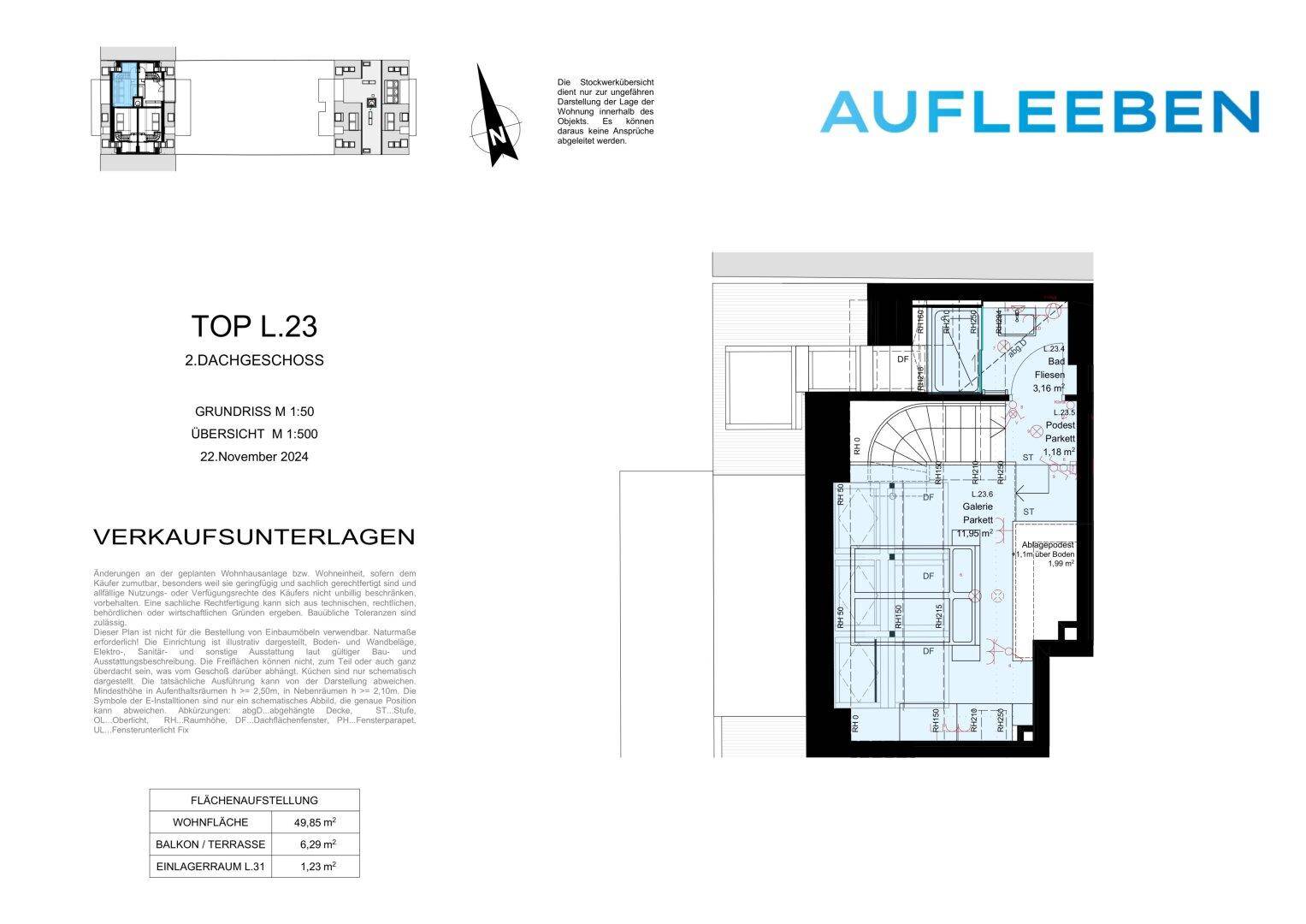 Grundriss des zweiten Dachgeschosses mit offenem Wohnbereich, Bad und Zugang zu einem Balkon oder einer Terrasse.
