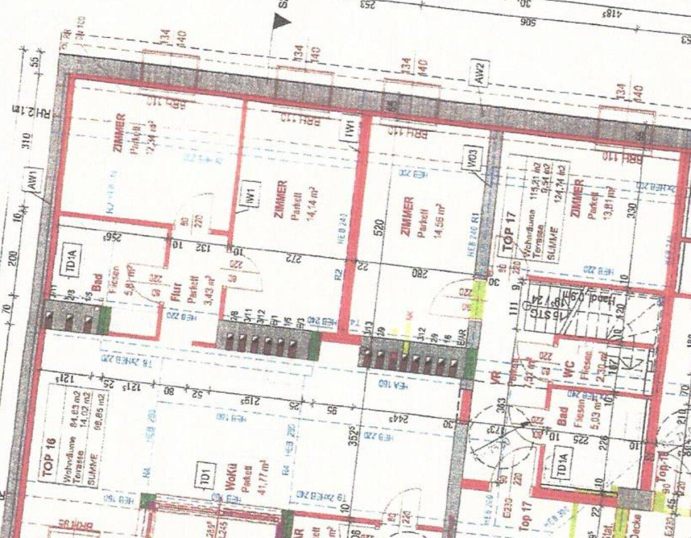 Detaillierter Grundriss einer Wohnung mit mehreren Zimmern und Terrassenbereichen.