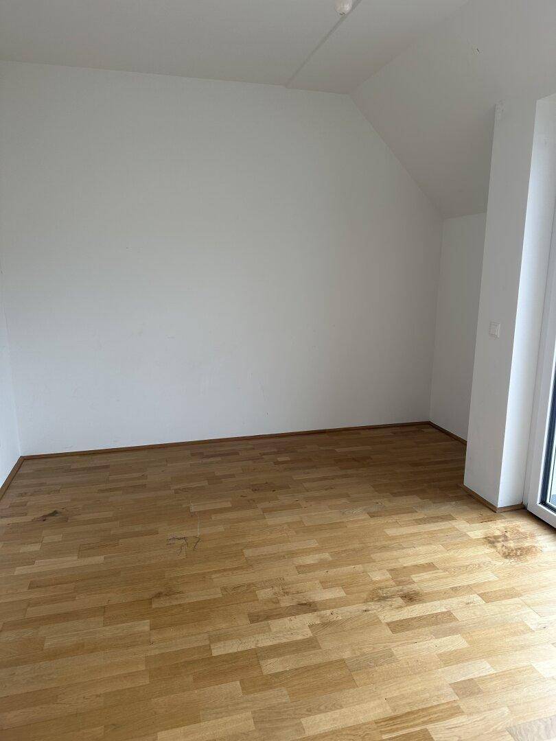 Schlafzimmer 3