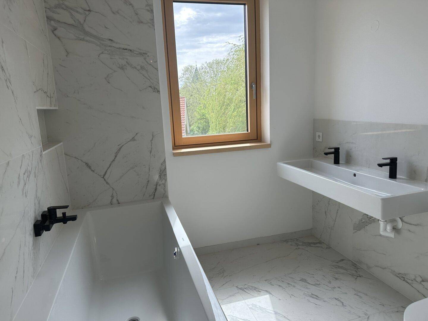 Badezimmer 2