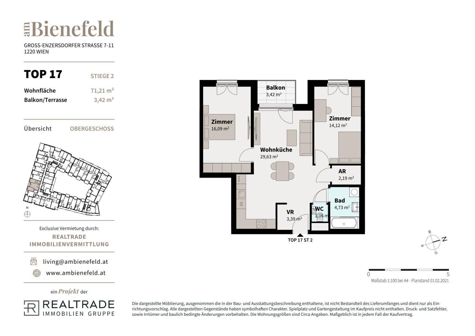 Detaillierter Grundriss der Wohnung TOP 17 mit Wohnküche, zwei Zimmern und Balkon.