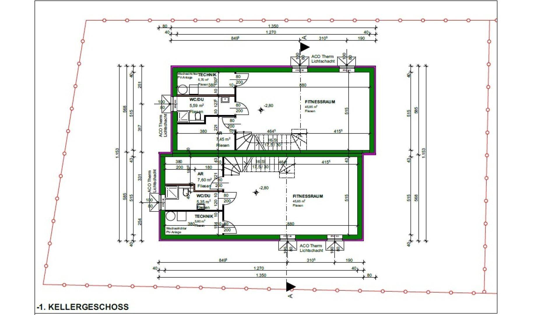 Grundriss des Kellergeschosses mit Fitnessraum, Technikraum und WC.