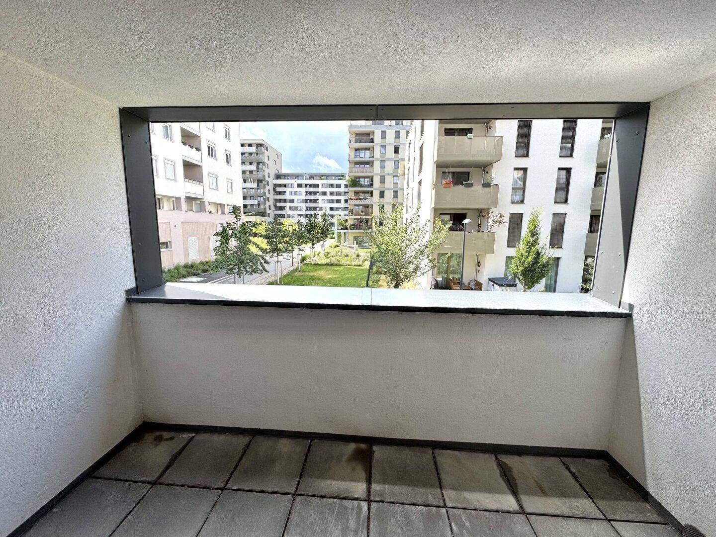 3-Zimmer mit Loggia in Ruhelage - Widok 2