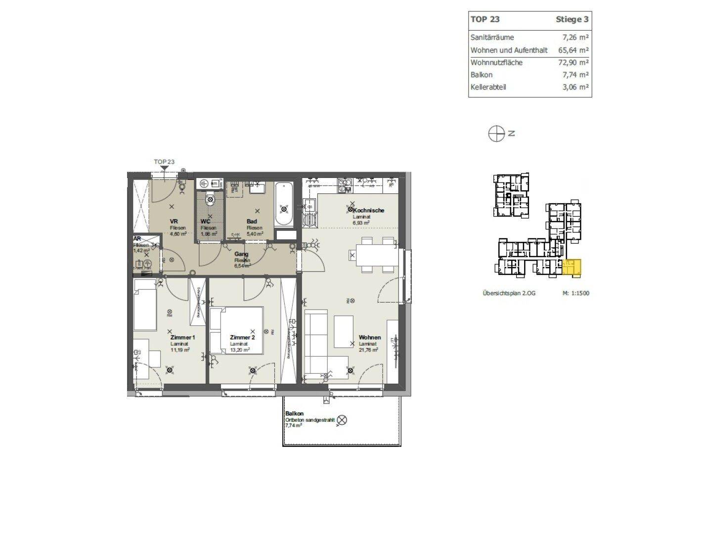 Grundriss einer Wohnung mit Wohnbereich, Küche, zwei Schlafzimmern, Bad und Balkon.