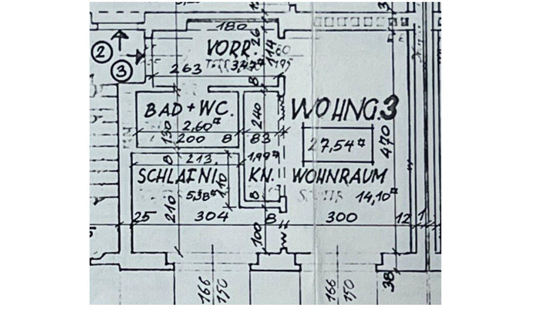 Grundrissplan der Wohnung 3 mit Aufteilung in Bad, WC, Schlafzimmer und Wohnraum.