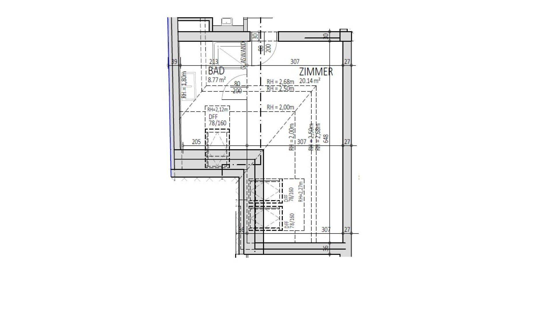 Grundrissdetail zeigt ein Zimmer und ein Badezimmer mit Abmessungen.