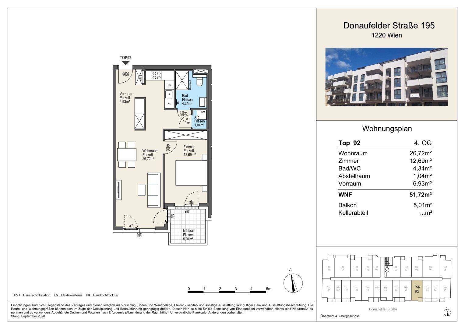Grundriss der Wohnung Top 92 mit Wohnraum, Zimmer, Bad und Balkon.