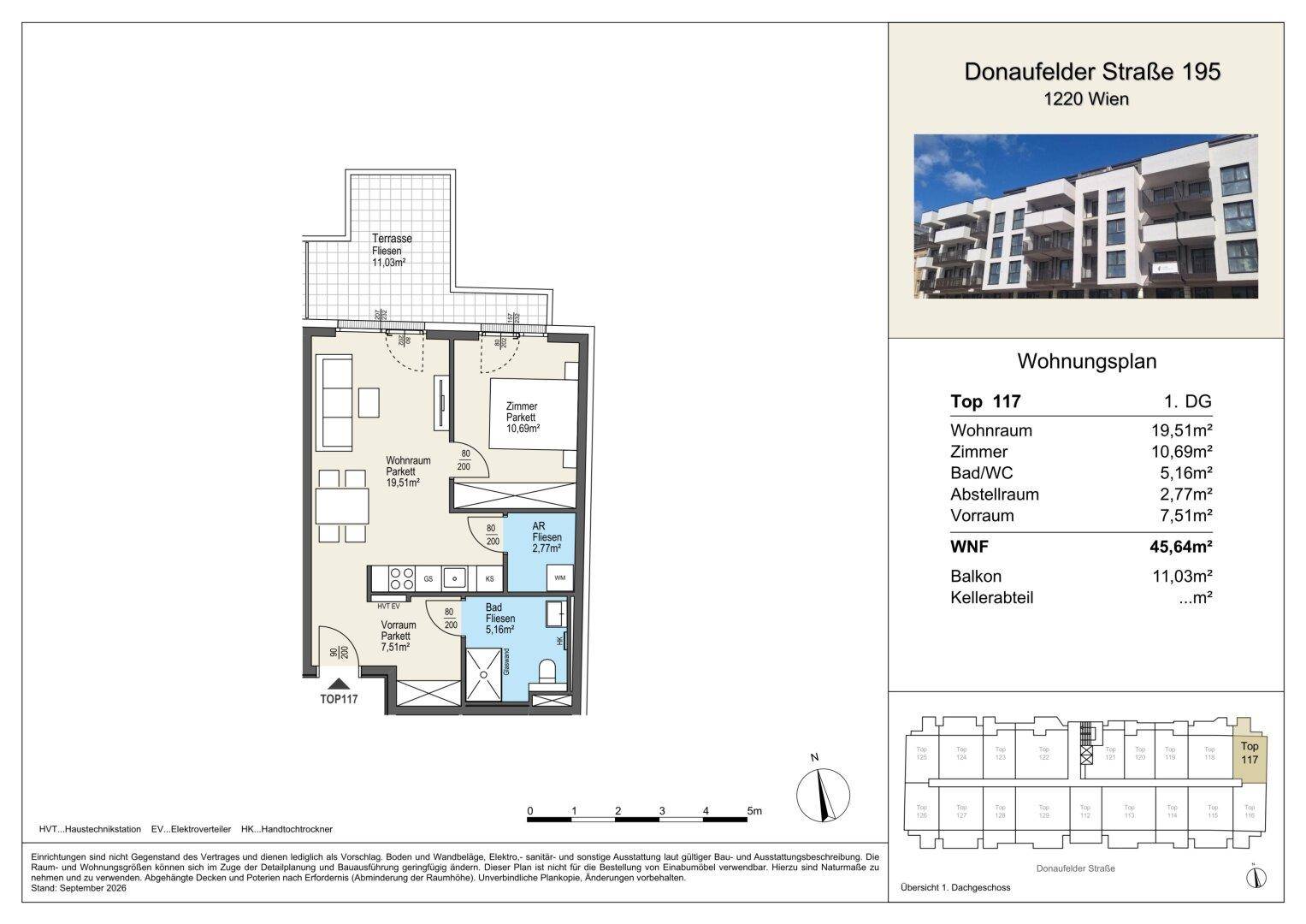 Detaillierter Grundriss einer Wohnung mit Terrasse, Balkon und mehreren Zimmern.