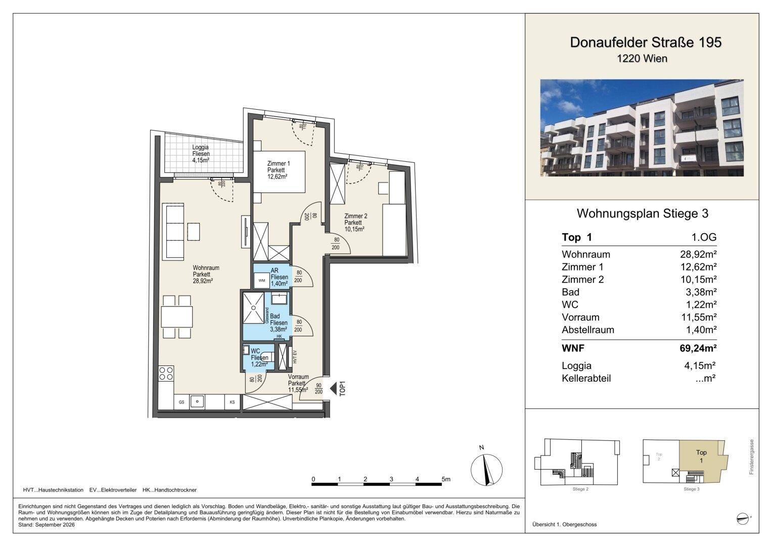 Grundriss einer Wohnung im ersten Obergeschoss mit Loggia, zwei Zimmern und offenem Wohnbereich.