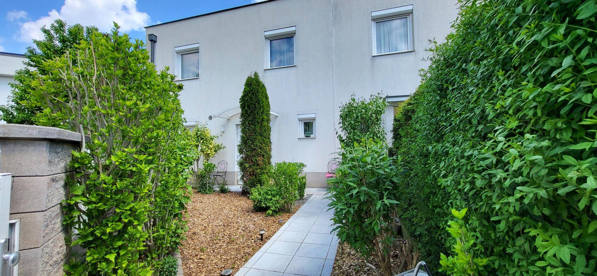 Zugang Haus 1