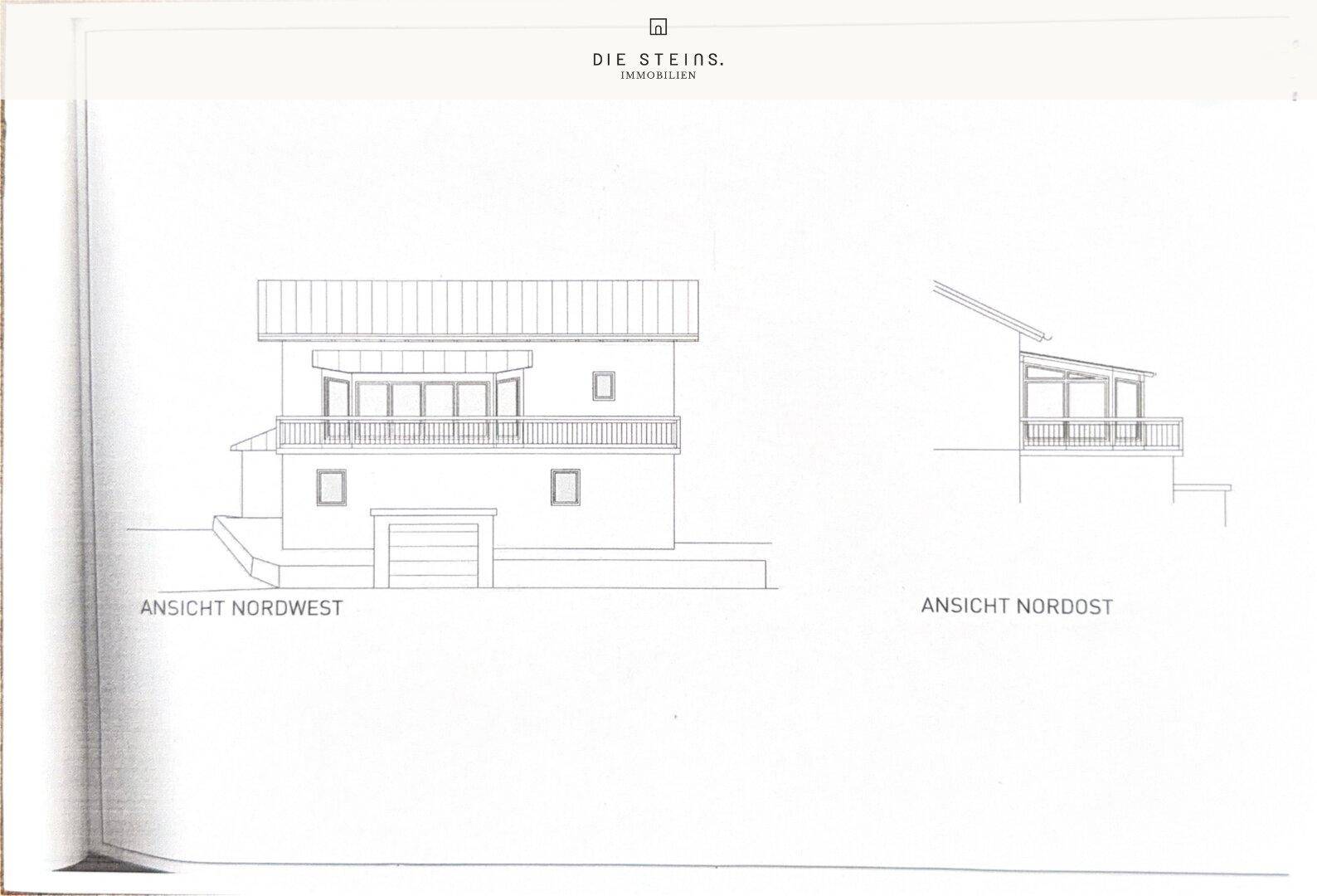 Architektonische Ansichten eines Hauses mit Balkon und Garage, aus verschiedenen Perspektiven.