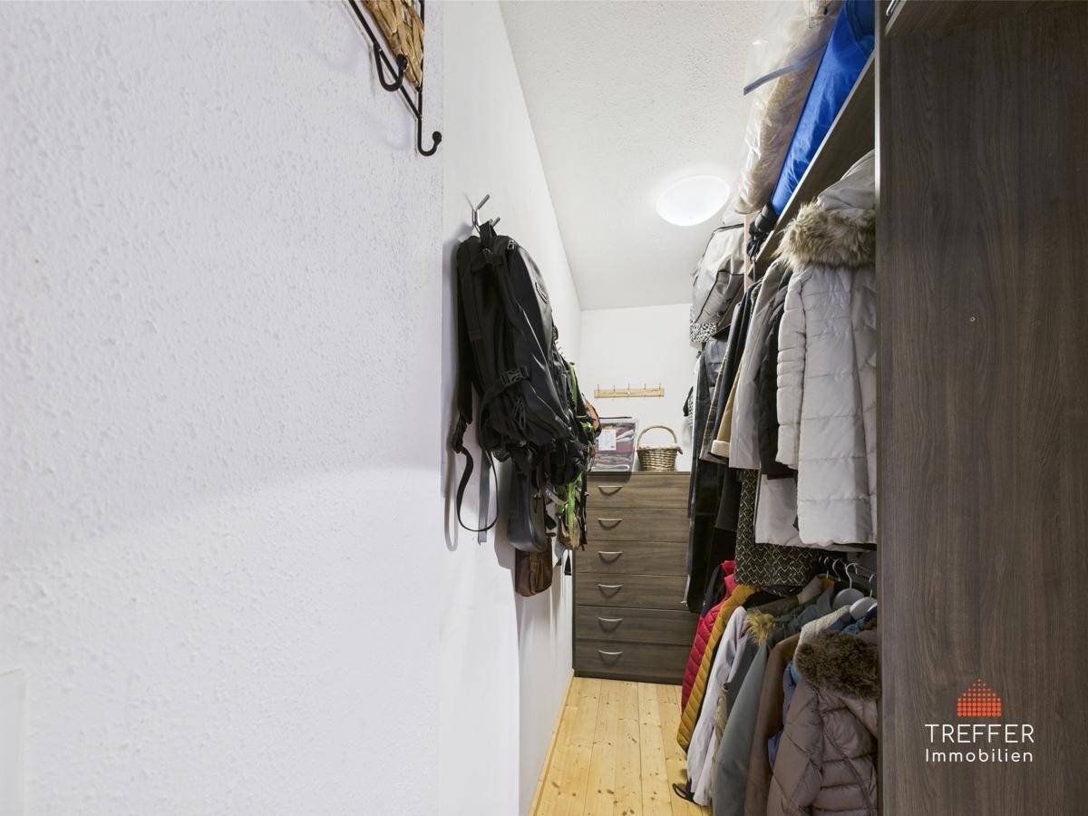 Begehbarer Kleiderschrank