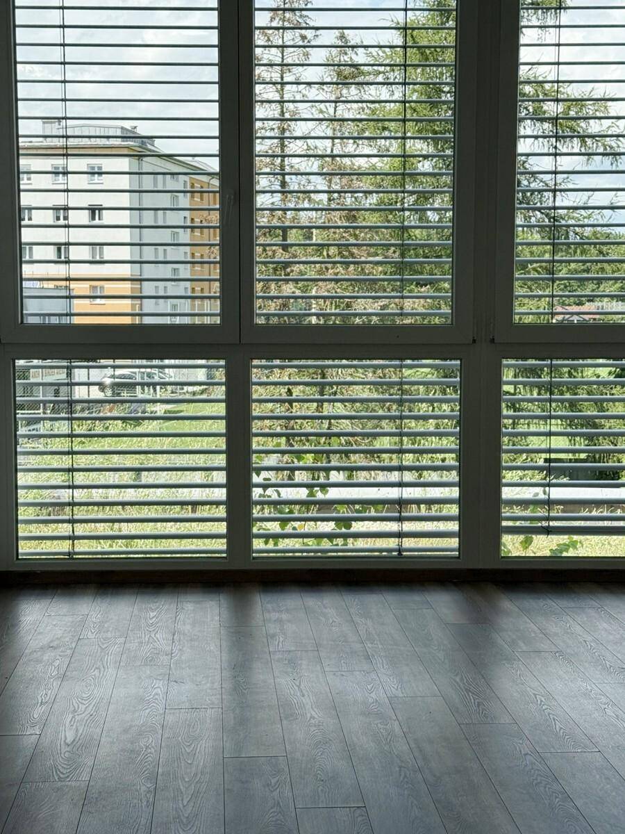 Fenster mit Raffstore