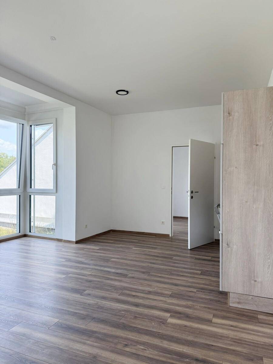 Wohn-Esszimmer mit Küche