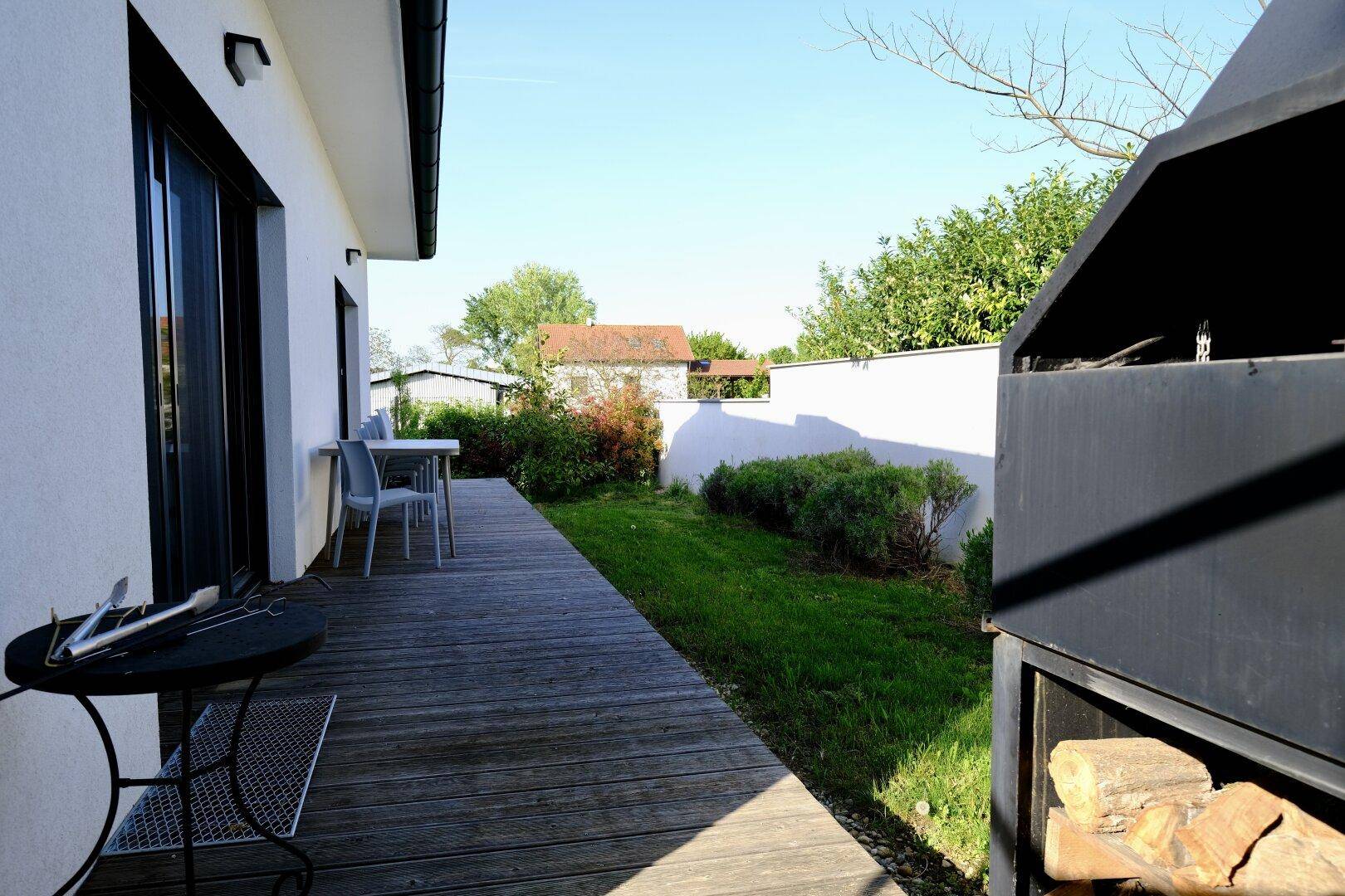 Herrliche Ost-Terrasse