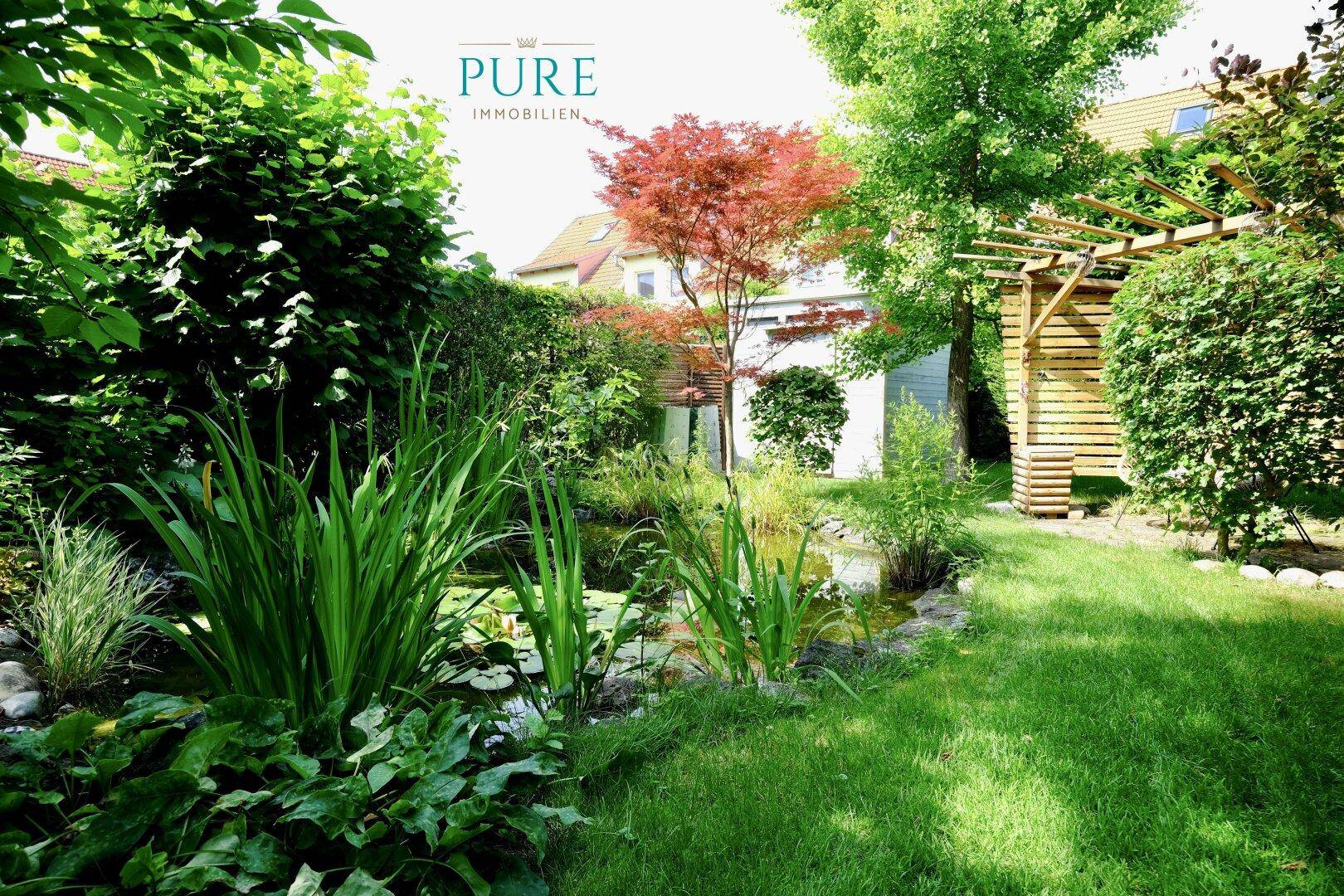 Top gepflegter Traumgarten mit Gartenhütte