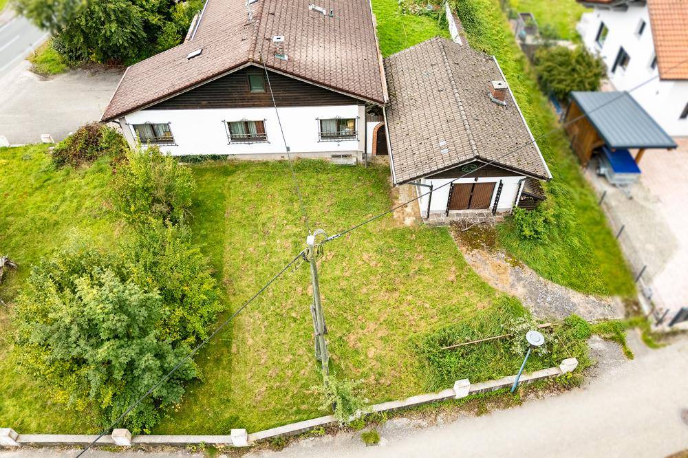 Charmantes Einfamilienhaus mit Potential / Baugrundstück / Garten / Gartenhaus / Garage. – pohled 3