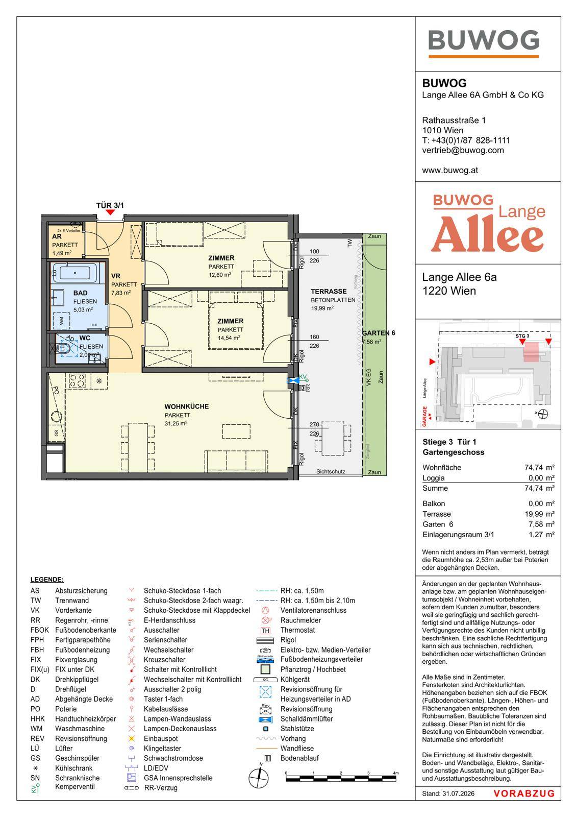 Grundriss einer Erdgeschosswohnung mit offener Wohnküche, zwei Schlafzimmern, Bad, separatem WC, Terrasse und Garten.