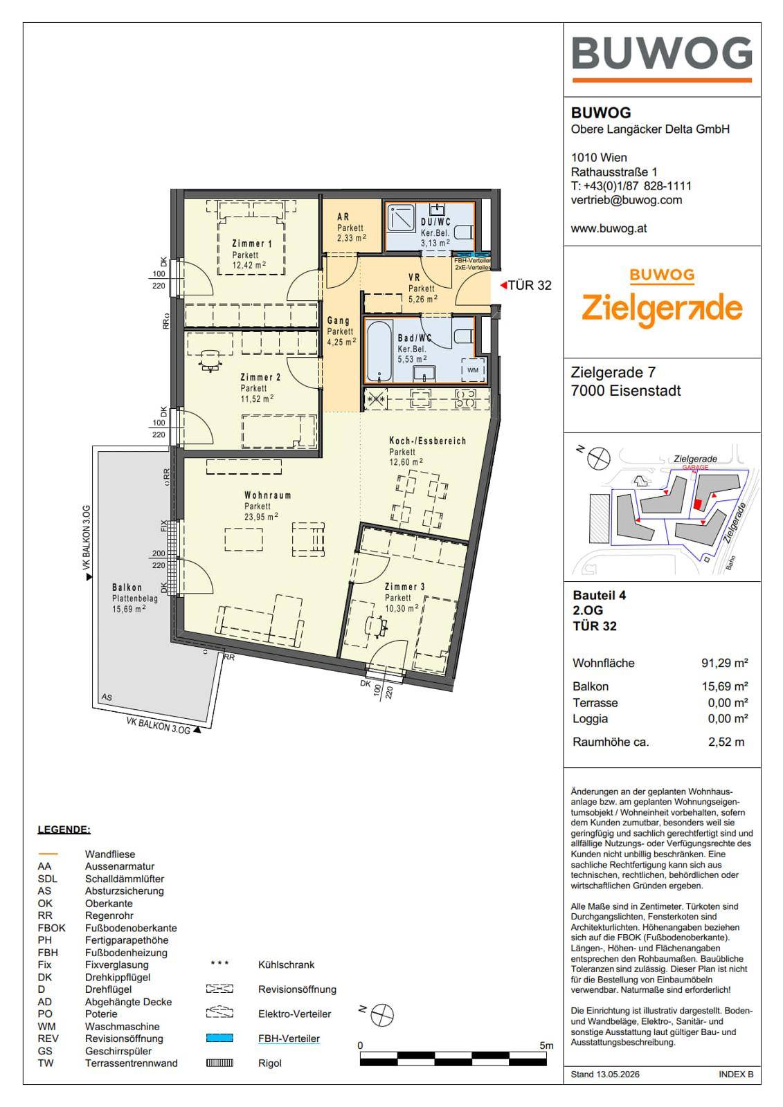Detaillierter Grundriss einer Wohnung mit drei Zimmern, Balkon und Terrasse.