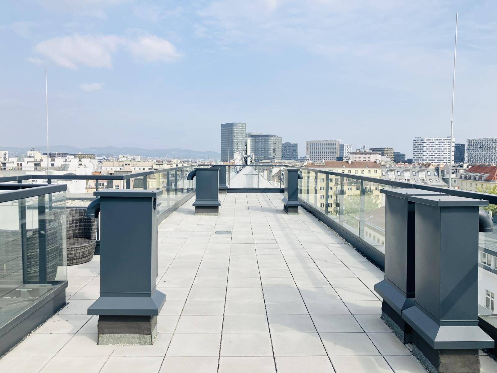 Dachterrasse IV