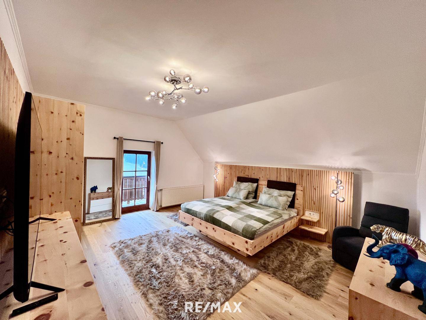 Schlafzimmer OG