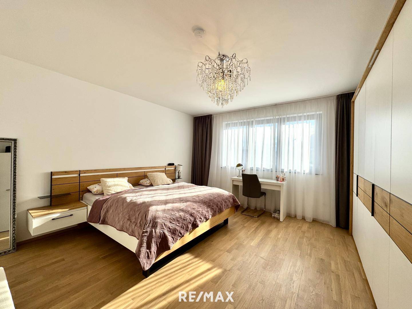 Zimmer 2 OG