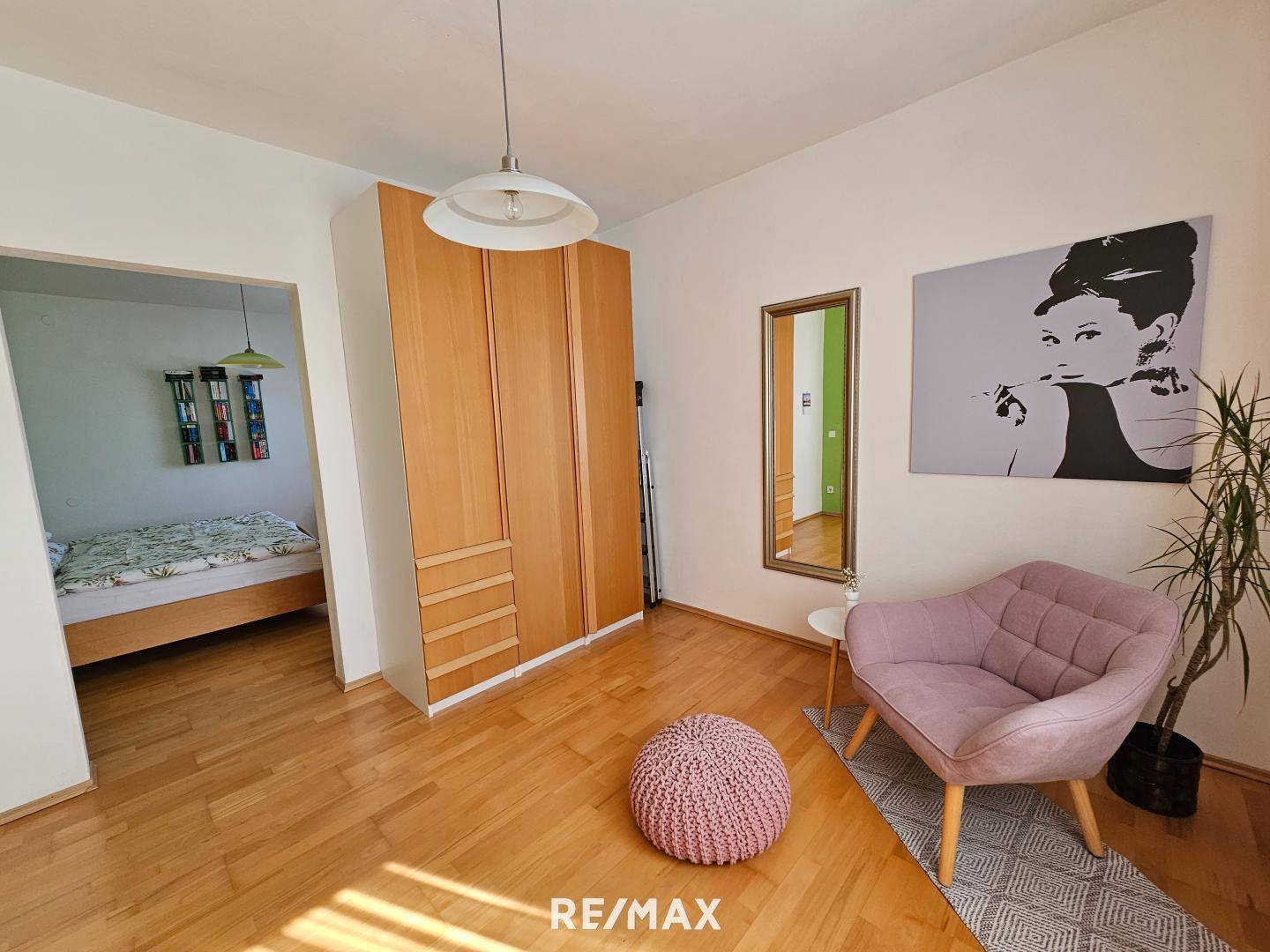 Zimmer 2 OG
