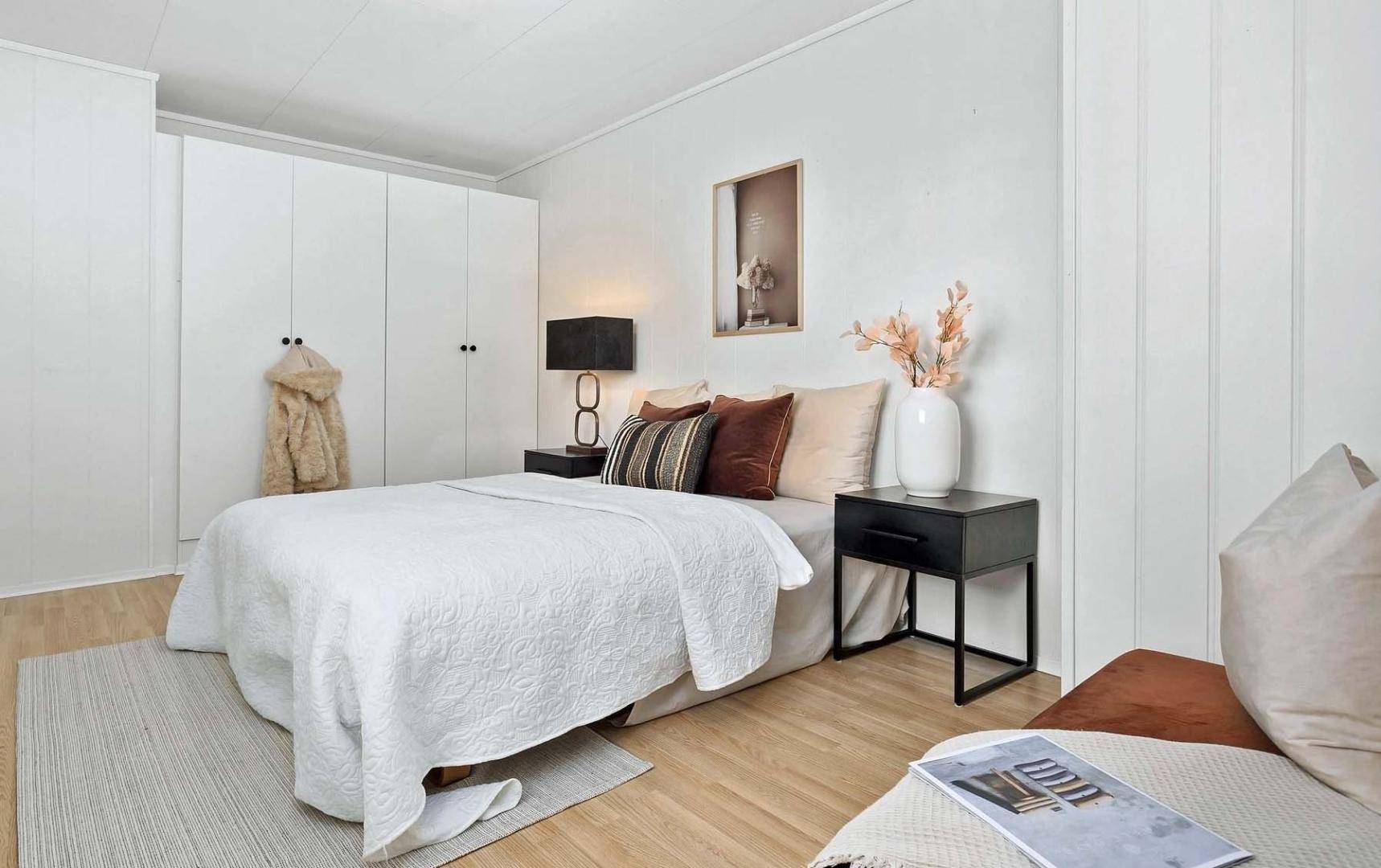 Schlafzimmer 321sym211