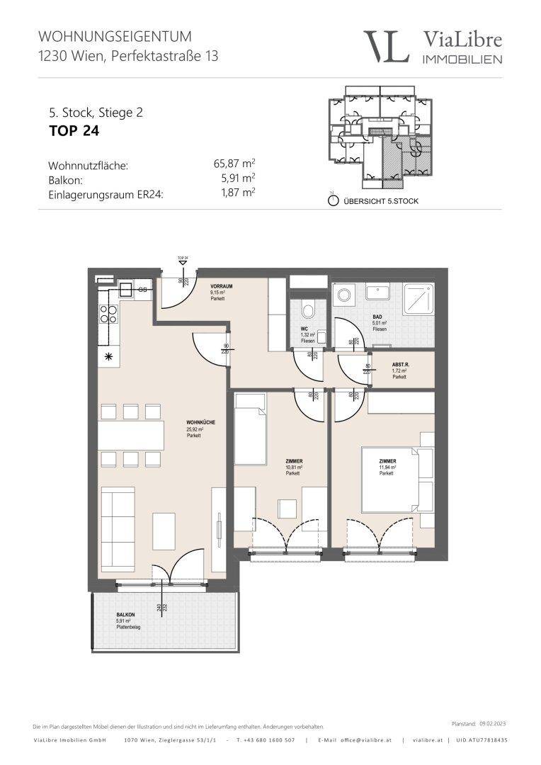Grundriss der Wohnung Top 24 im 5. Stock mit Wohnküche, zwei Zimmern und Balkon.