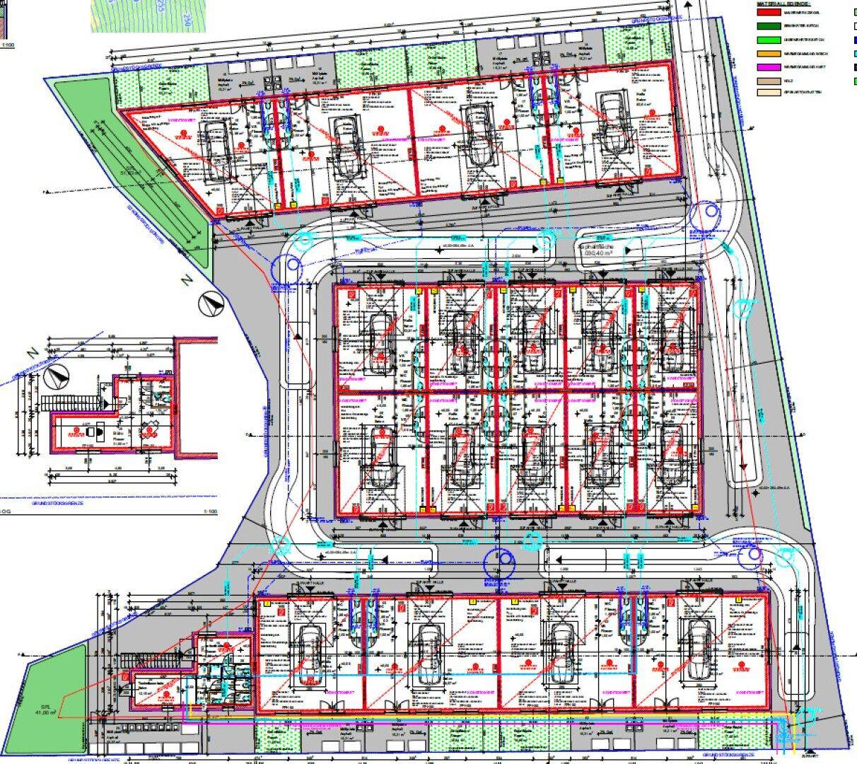 Detaillierter Lageplan einer Gewerbeanlage mit mehreren Einheiten, Parkplätzen und Zufahrtswegen.