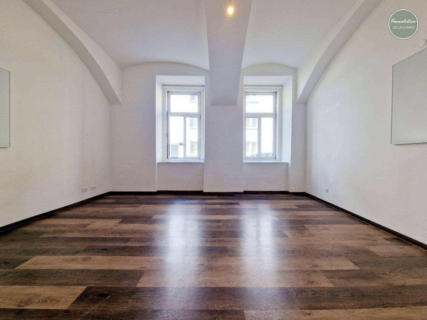 Raum 1 (Straßenseite)