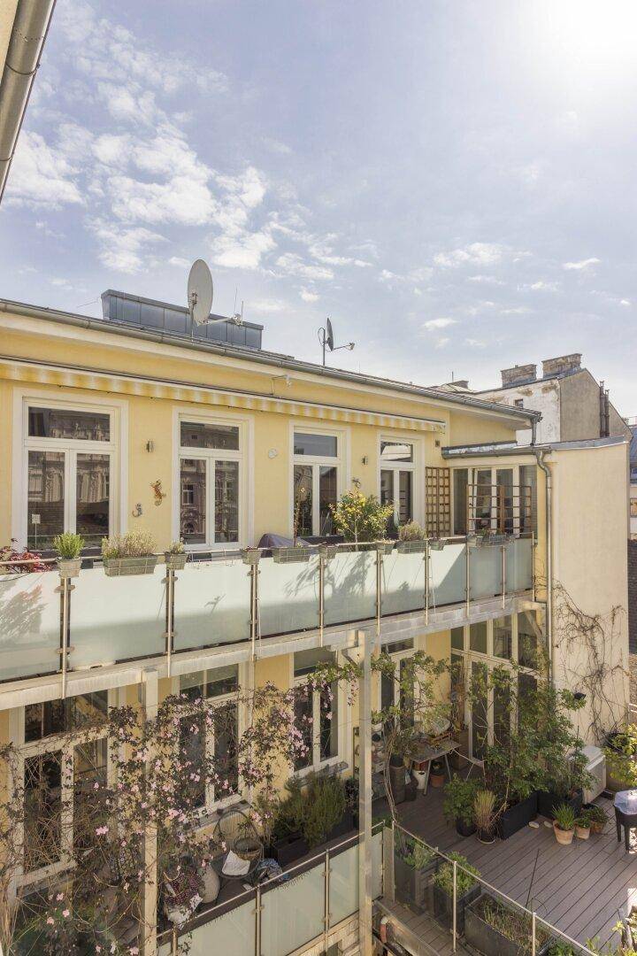 Großer Balkon