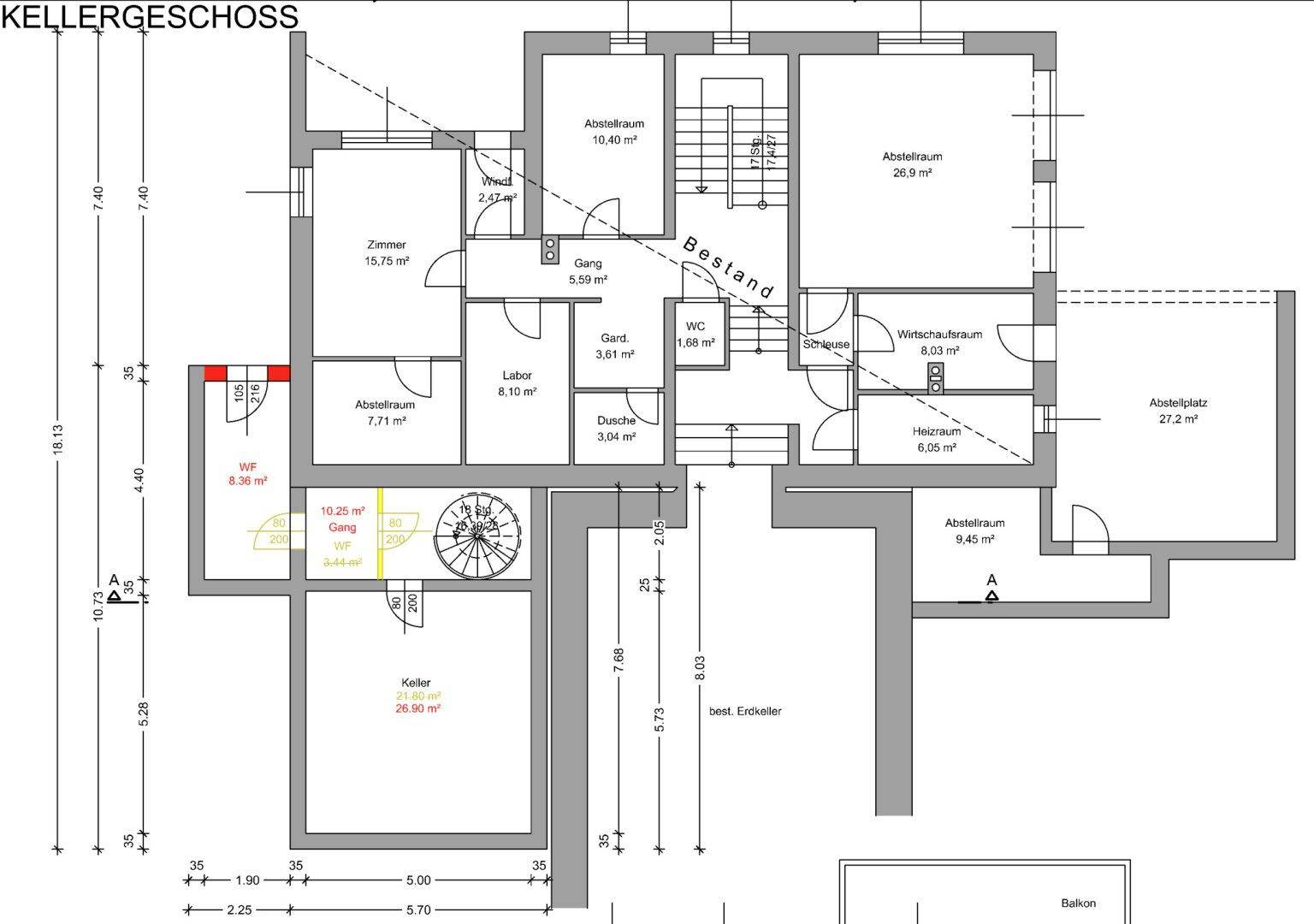 Grundriss des Kellergeschosses mit verschiedenen Abstellräumen und Hobbyraum.